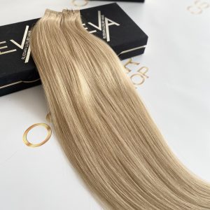 Estensioni Tape-in Russian Biondo Miele #24